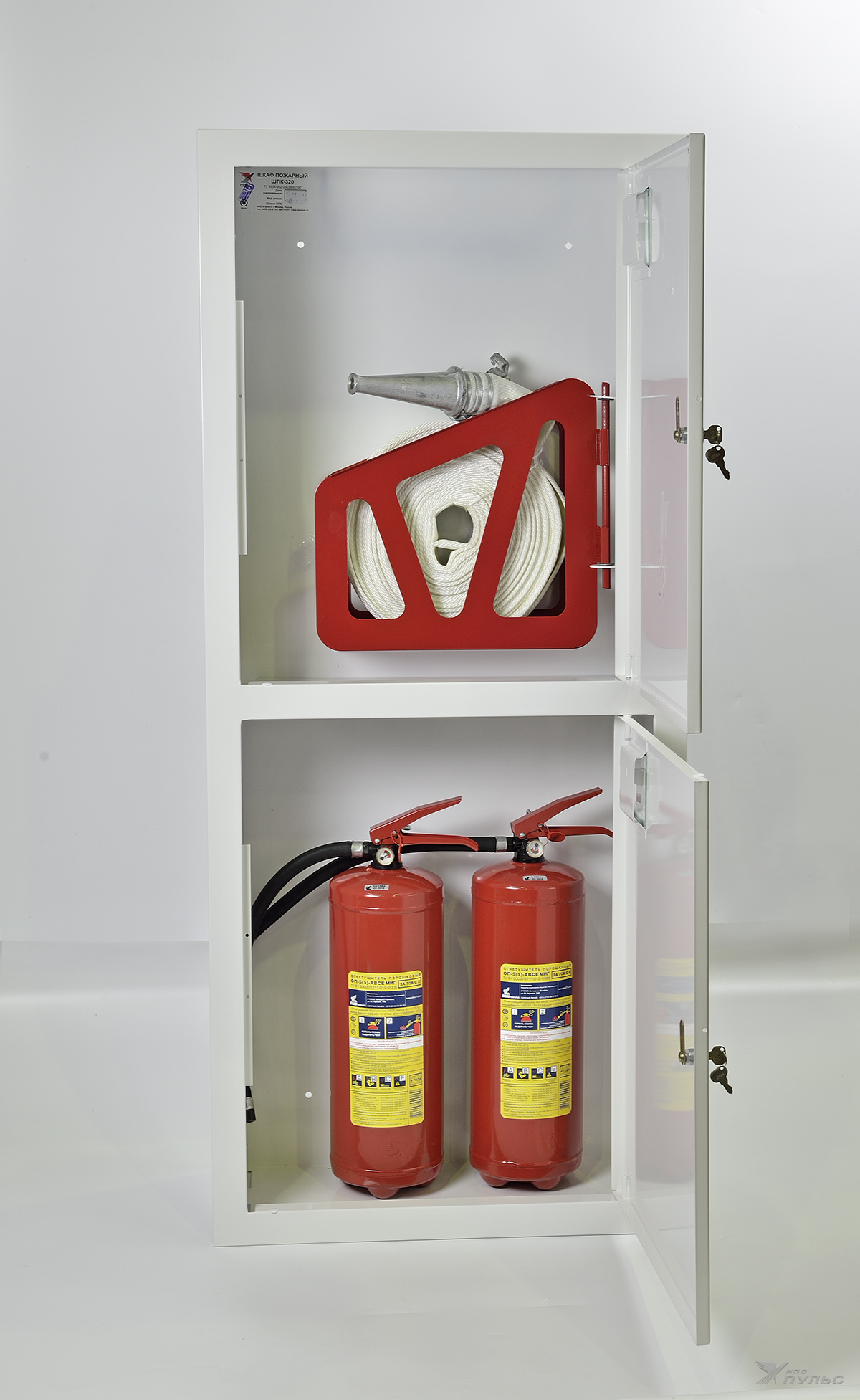 Шкаф пожарный пульс ШПК-320взб (встраиваемый закрытый белый)\